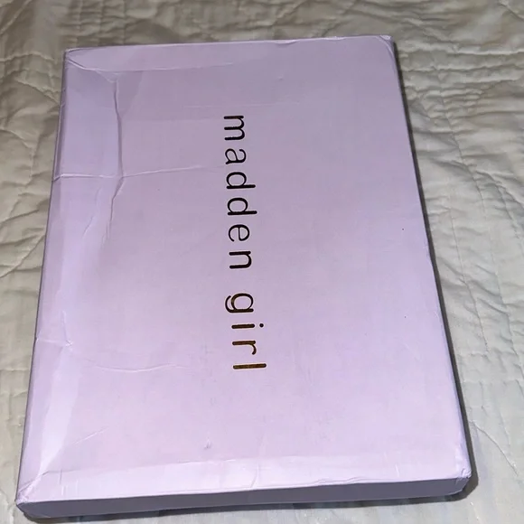 NIB MADDEN GIRL BLACK PATENT LEATHER STILETTO HEELS SZ 10 - Picture 4 of 9